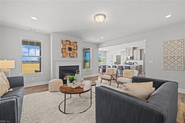 6628H Blackwater RD, Virginia Beach, VA 23457