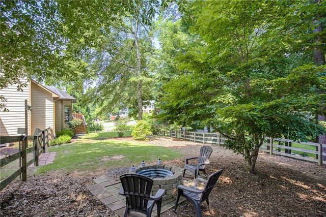 4814 Galloways Farm Court, Acworth, GA 30101