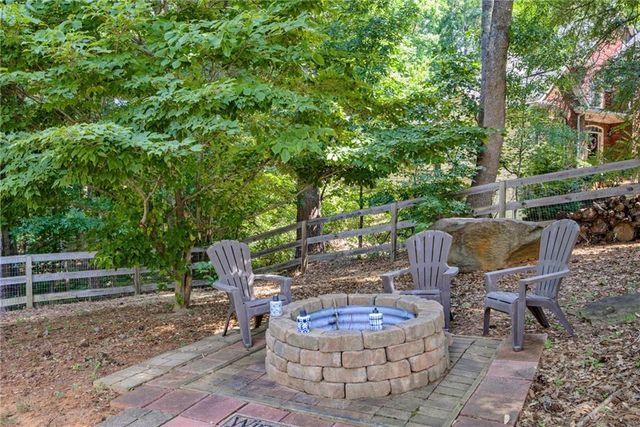 4814 Galloways Farm Court, Acworth, GA 30101