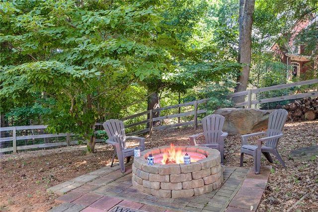 4814 Galloways Farm Court, Acworth, GA 30101