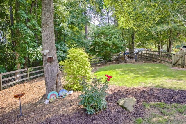 4814 Galloways Farm Court, Acworth, GA 30101