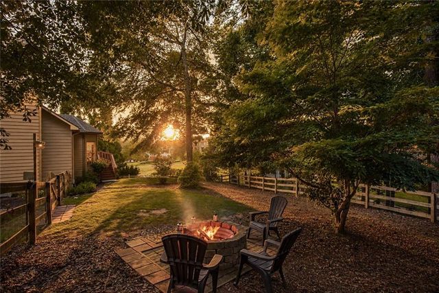 4814 Galloways Farm Court, Acworth, GA 30101