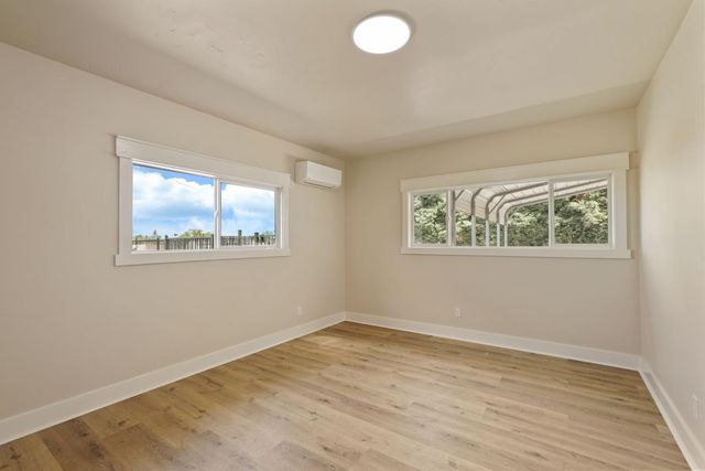 18211 E Jahant Rd, Acampo, CA 95220