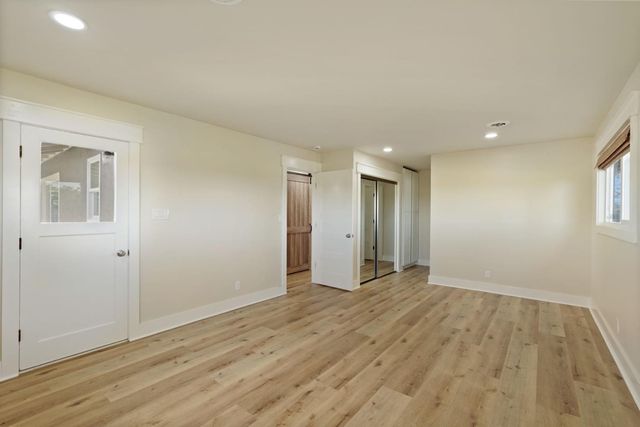 18211 E Jahant Rd, Acampo, CA 95220