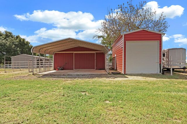 18211 E Jahant Rd, Acampo, CA 95220