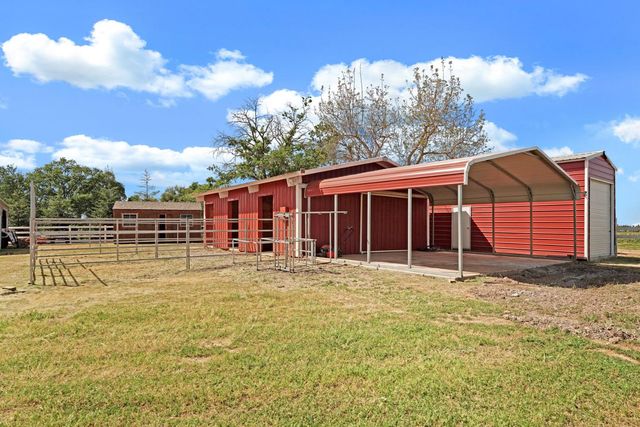 18211 E Jahant Rd, Acampo, CA 95220