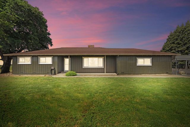 18211 E Jahant Rd, Acampo, CA 95220