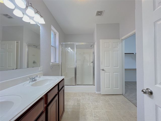 15465 Adlong Drive, Fort Worth, TX 76262