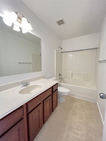 15465 Adlong Drive, Fort Worth, TX 76262