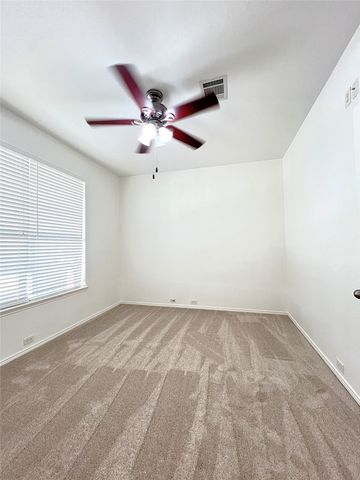 15465 Adlong Drive, Fort Worth, TX 76262