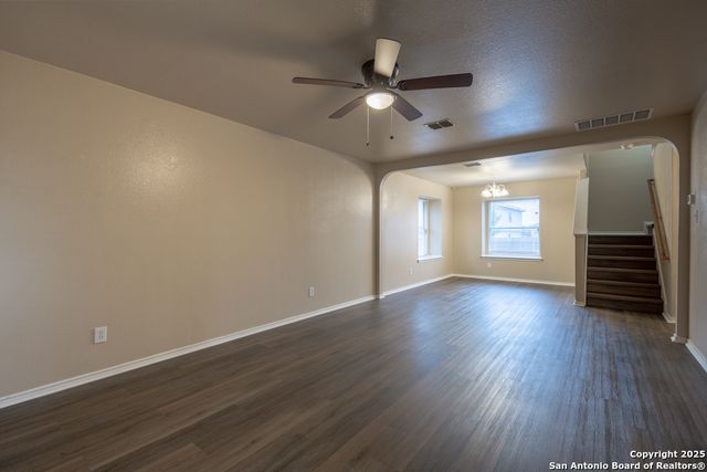 9006 CLEARWOOD PATH, Universal City, TX 78148