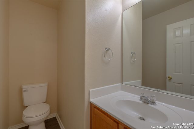 9006 CLEARWOOD PATH, Universal City, TX 78148