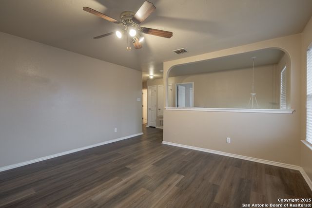 9006 CLEARWOOD PATH, Universal City, TX 78148