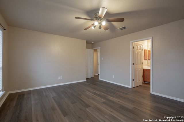 9006 CLEARWOOD PATH, Universal City, TX 78148