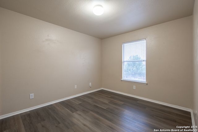 9006 CLEARWOOD PATH, Universal City, TX 78148