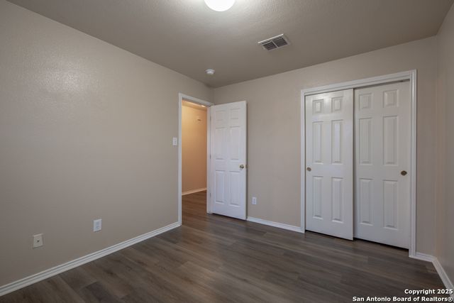 9006 CLEARWOOD PATH, Universal City, TX 78148