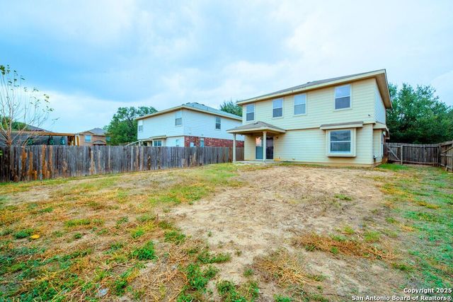 9006 CLEARWOOD PATH, Universal City, TX 78148