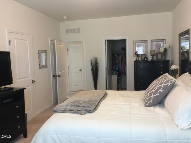 637 Briarcliff Street, Apex, NC 27502