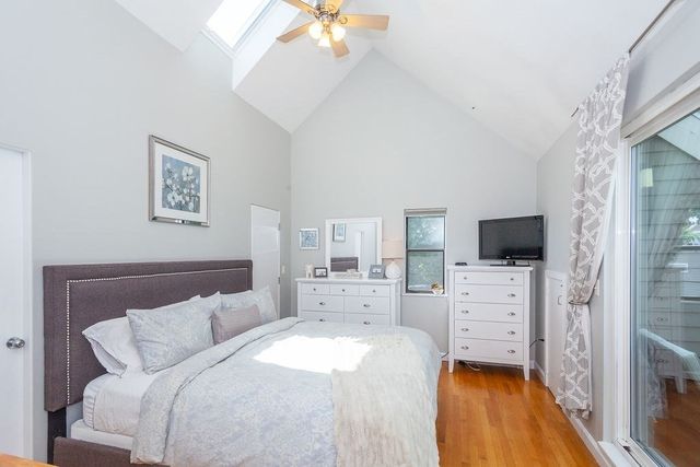 129 Governor Winthrop Rd 1A, Somerville, MA 02145