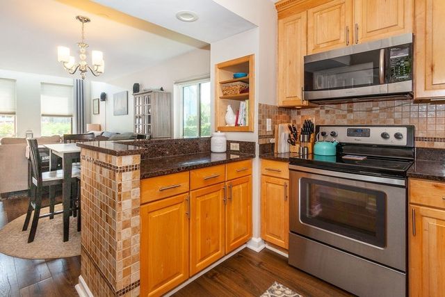 129 Governor Winthrop Rd 1A, Somerville, MA 02145