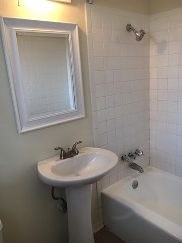 5213 Joe Sayers Ave 6, Austin, TX 78756