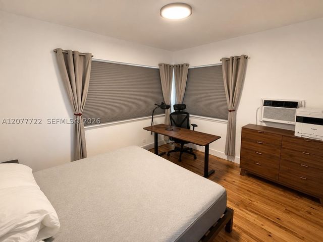 830 10th ST 3, Miami Beach, FL 33139