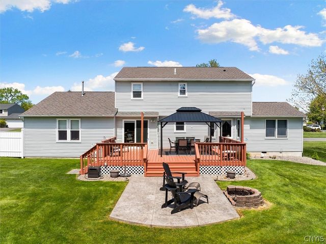 7114 Lakemist Drive, Cicero, NY 13039