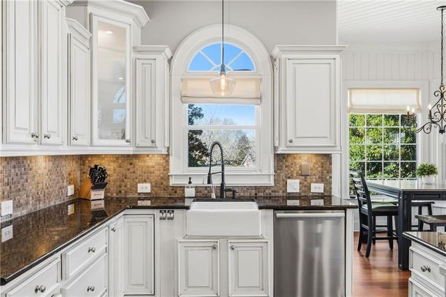 160 Ansley Way, Roswell, GA 30075