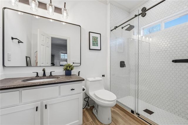 160 Ansley Way, Roswell, GA 30075