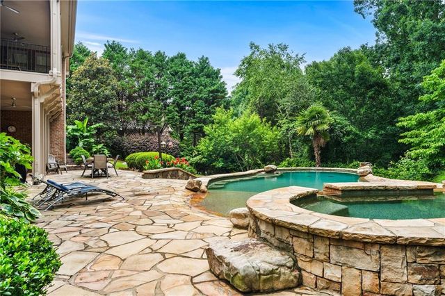 160 Ansley Way, Roswell, GA 30075