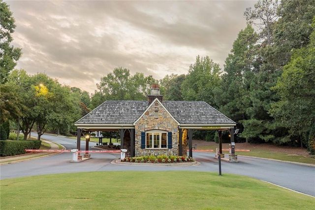 160 Ansley Way, Roswell, GA 30075