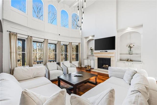160 Ansley Way, Roswell, GA 30075