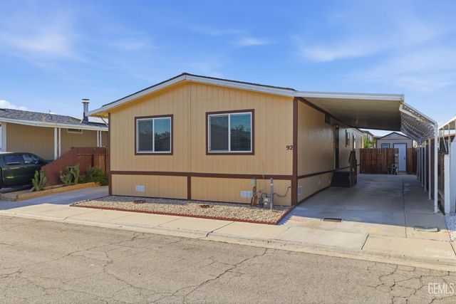 1301 Taft Hwy 92, Bakersfield, CA 93307