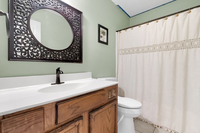 5304 E Line Road, Whitewright, TX 75491