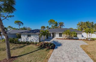 2031 TANGLEWOOD WAY NE, St Petersburg, FL 33702