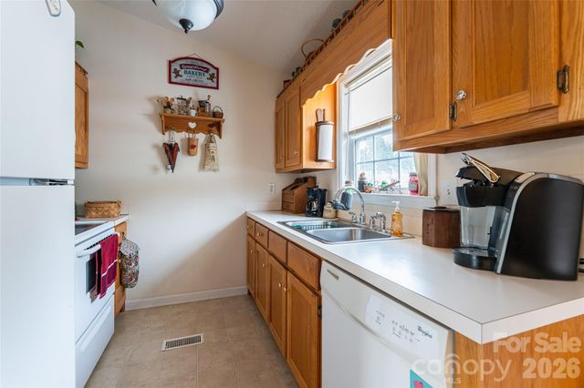 240 Taylor Circle, Granite Falls, NC 28630