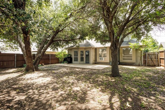 9049 Elbe Trail, Fort Worth, TX 76118