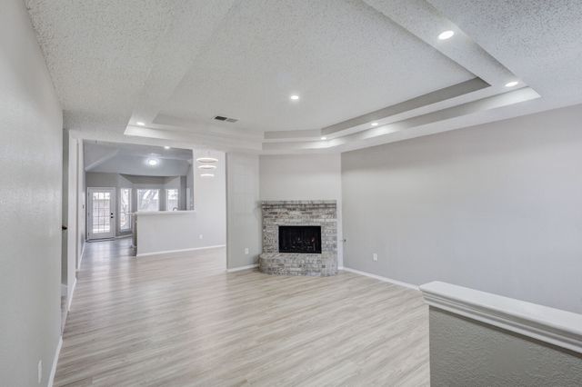 9049 Elbe Trail, Fort Worth, TX 76118