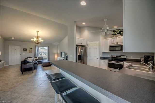 1725 NE 23rd ST, Cape Coral, FL 33909