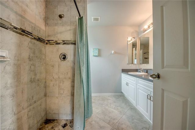 1725 NE 23rd ST, Cape Coral, FL 33909