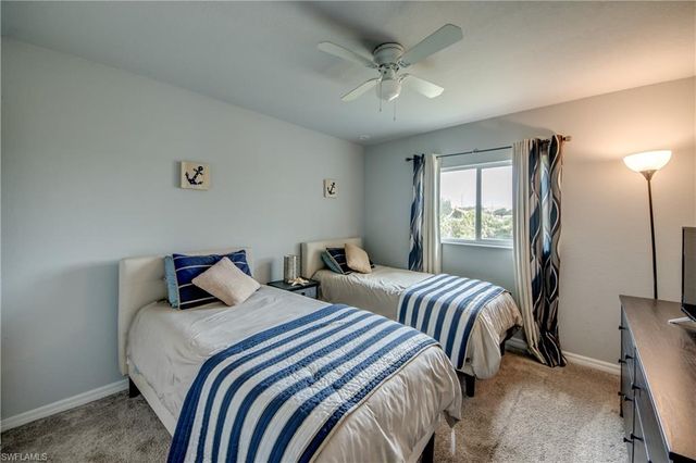 1725 NE 23rd ST, Cape Coral, FL 33909