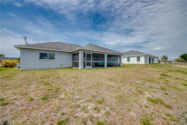 1725 NE 23rd ST, Cape Coral, FL 33909