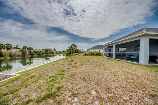 1725 NE 23rd ST, Cape Coral, FL 33909