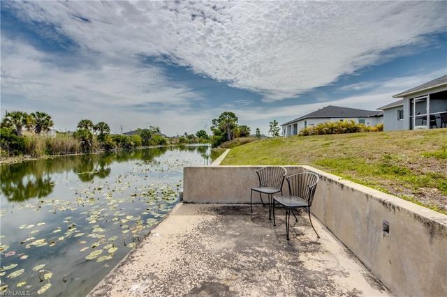 1725 NE 23rd ST, Cape Coral, FL 33909