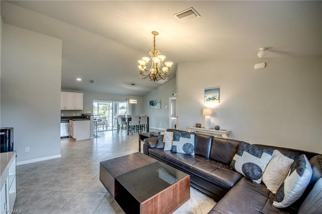 1725 NE 23rd ST, Cape Coral, FL 33909
