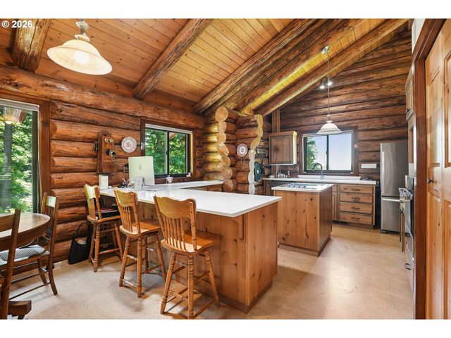 11900 Se ZION HILL Dr, Damascus, OR 97089