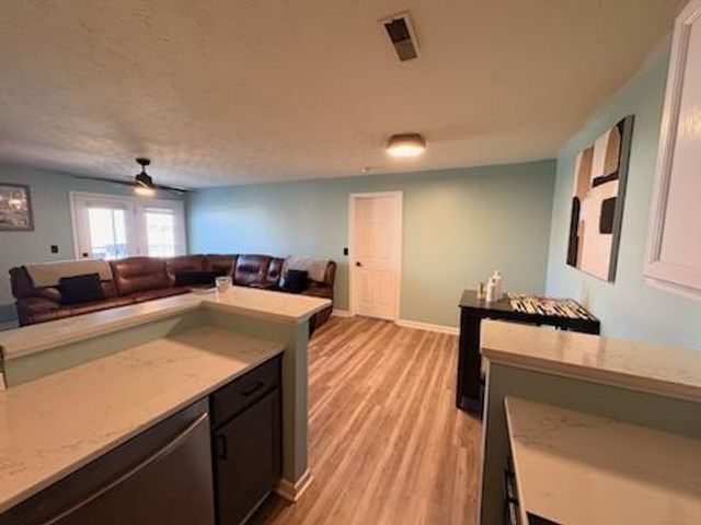 612 Friars Lane, 8, Florence, KY 41042