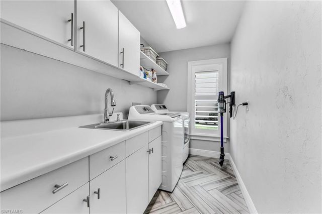 1966 Imperial Golf Course BLVD, Naples, FL 34110