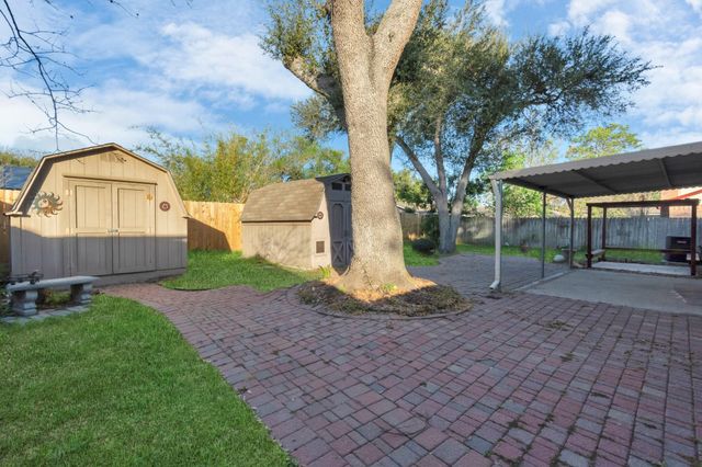 16814 Cobble Ridge Drive, Sugar Land, TX 77498