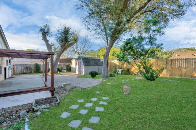 16814 Cobble Ridge Drive, Sugar Land, TX 77498